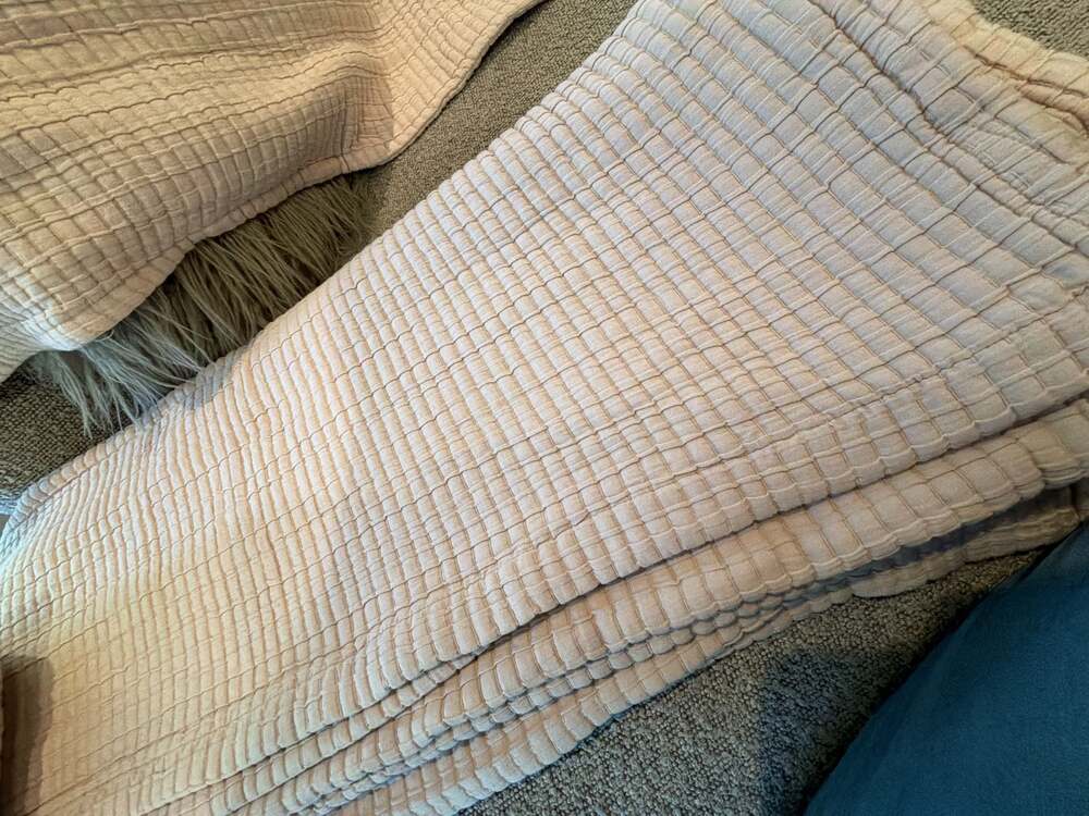 Quince Organic Ribbed Cotton Coverlet and Sham Set 3 pc King / Cal. king new no - Picture 7 of 10